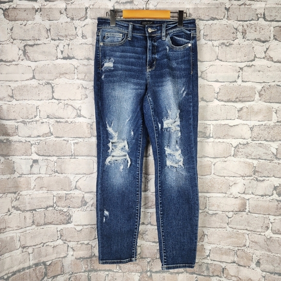 Judy Blue Jeans Boyfriend Fit Distressed Factory Fade Medium Blue Size 5/27 - Picture 2 of 15